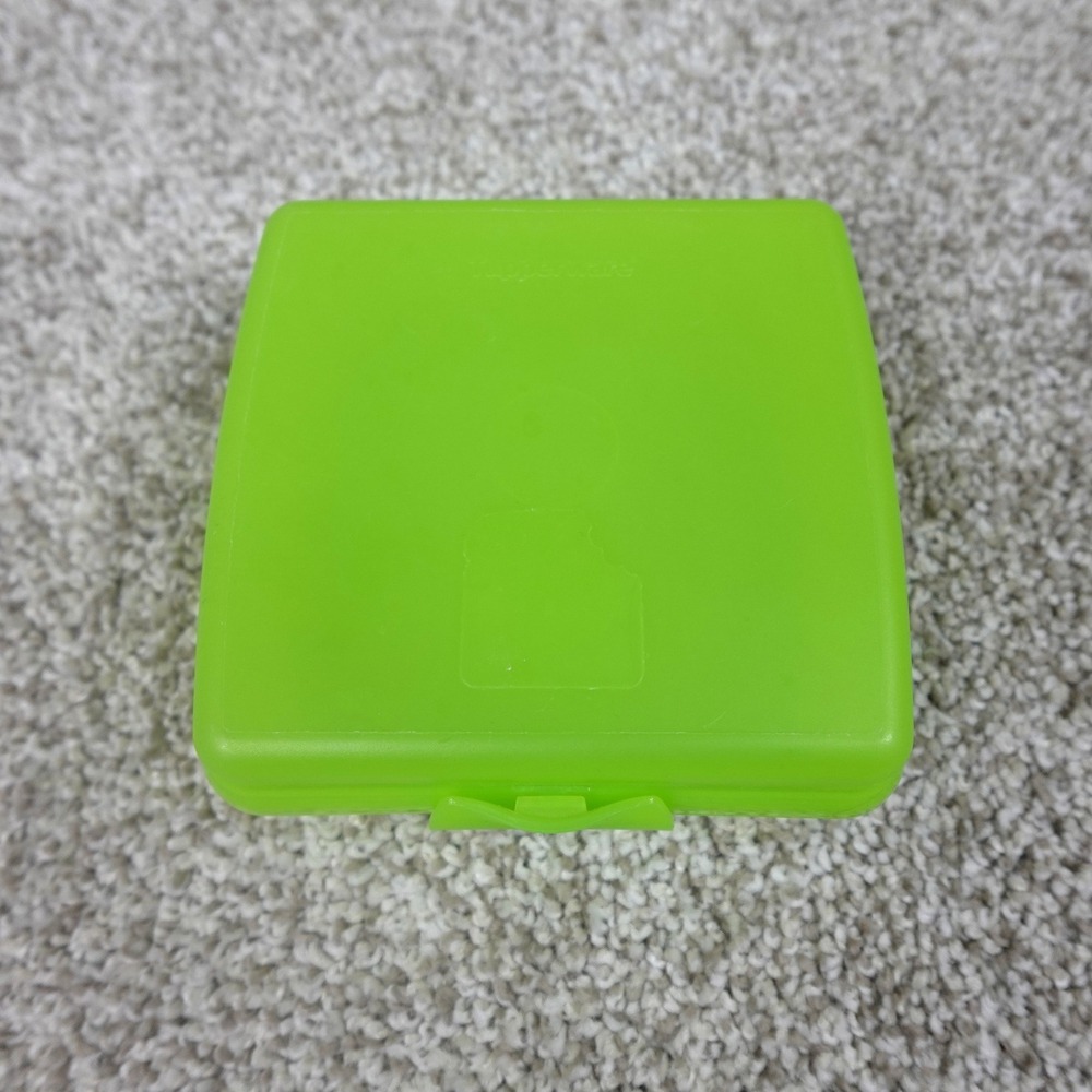Tupperware Lime Green Sandwich Keeper Hinged Food Storage Container 5x5